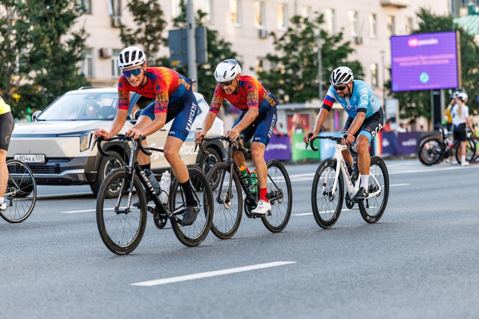 Фото b495fa5fc0454cfb96e6436cd98350c9 с события Cyclingrace Вечернее Садовое