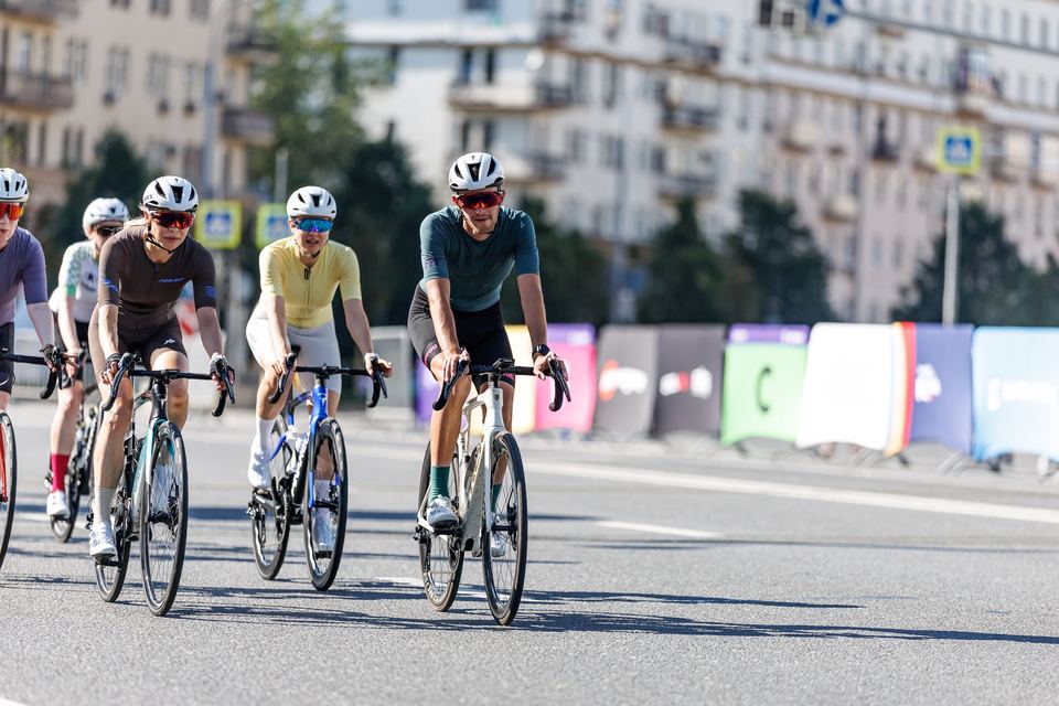 Фото 937878f8bca642b0b8e855f497c643b6 с события Cyclingrace Вечернее Садовое