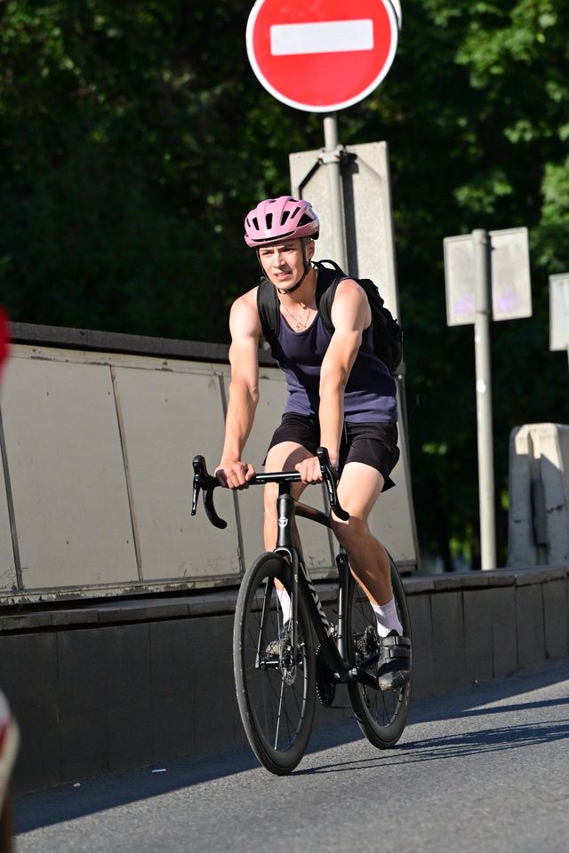 Фото bac8decbafa34c5f8d9bb4e85b8f4d95 с события Cyclingrace Вечернее Садовое