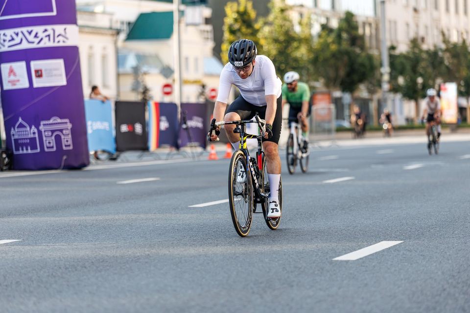 Фото 44b16b84936340778a2bf4ee34c0baa6 с события Cyclingrace Вечернее Садовое