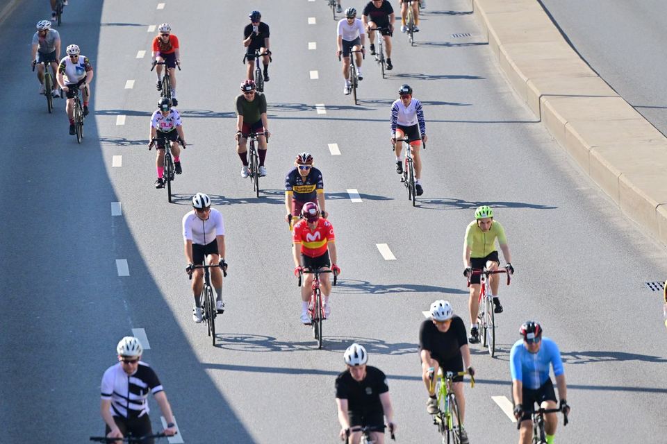 Фото dbf88c6bfea541a68b9e4e30a9b4f06f с события Cyclingrace Вечернее Садовое