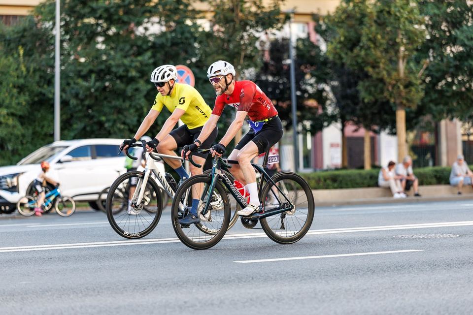 Фото 90ea1a308aa9474aa4f759a8887c2ec2 с события Cyclingrace Вечернее Садовое