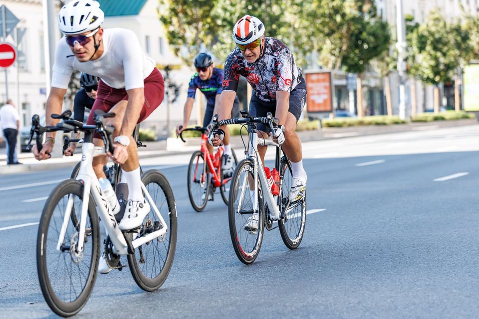 Фото 6120a949a25a4d68b895ee57851e8e21 с события Cyclingrace Вечернее Садовое