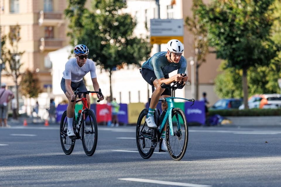 Фото 1b3c252c19ce4f90bcaa19da758ae2b8 с события Cyclingrace Вечернее Садовое