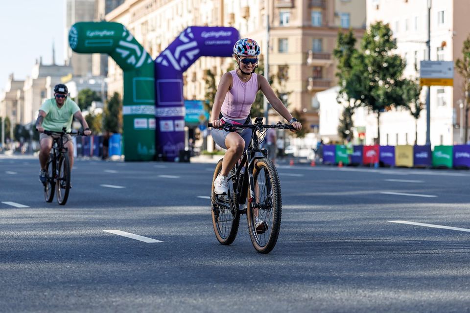 Фото bb52ba28f9c942e69209a2a93caa4416 с события Cyclingrace Вечернее Садовое