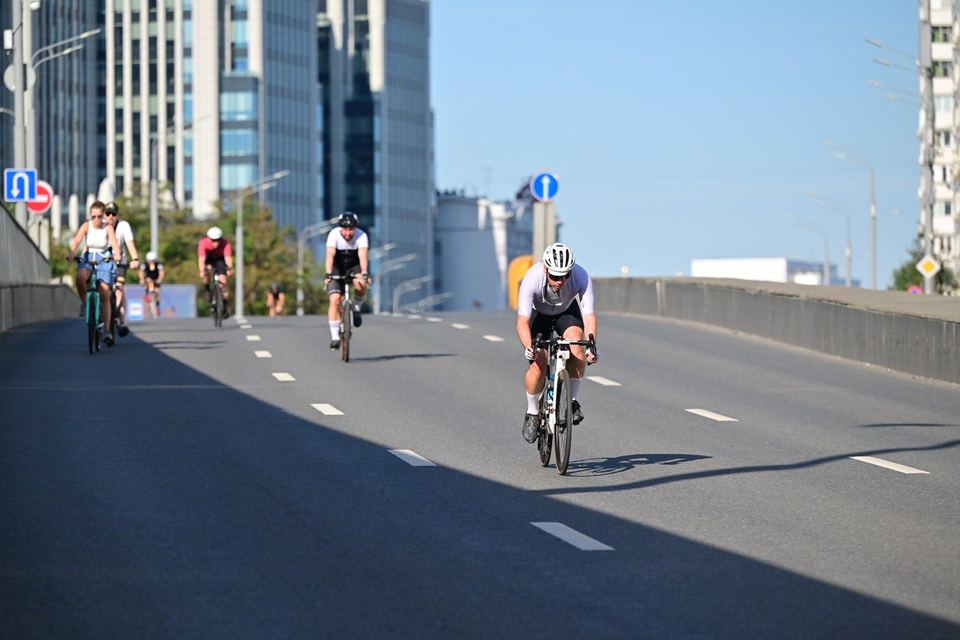 Фото 513e50ee38d04d3c9021813737e8a424 с события Cyclingrace Вечернее Садовое