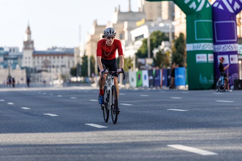 Фото dde40467f0084cf5a2a4c8b2a2778113 с события Cyclingrace Вечернее Садовое