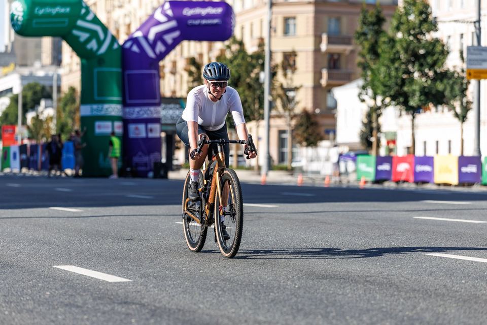 Фото ca1fbb7343114c18a613bb59f2d04b1a с события Cyclingrace Вечернее Садовое