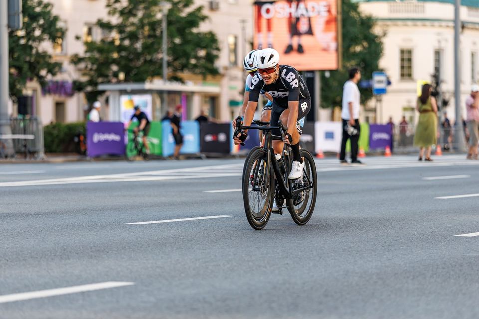Фото 2d0f9994e644486bbba7c3c47fd0566c с события Cyclingrace Вечернее Садовое