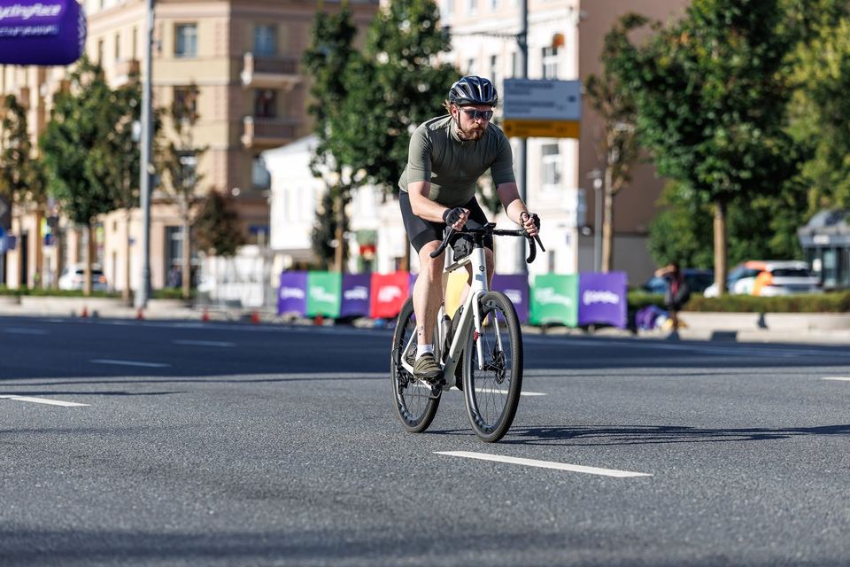 Фото 906002afd6744a4f960ae55efc0ad8b0 с события Cyclingrace Вечернее Садовое