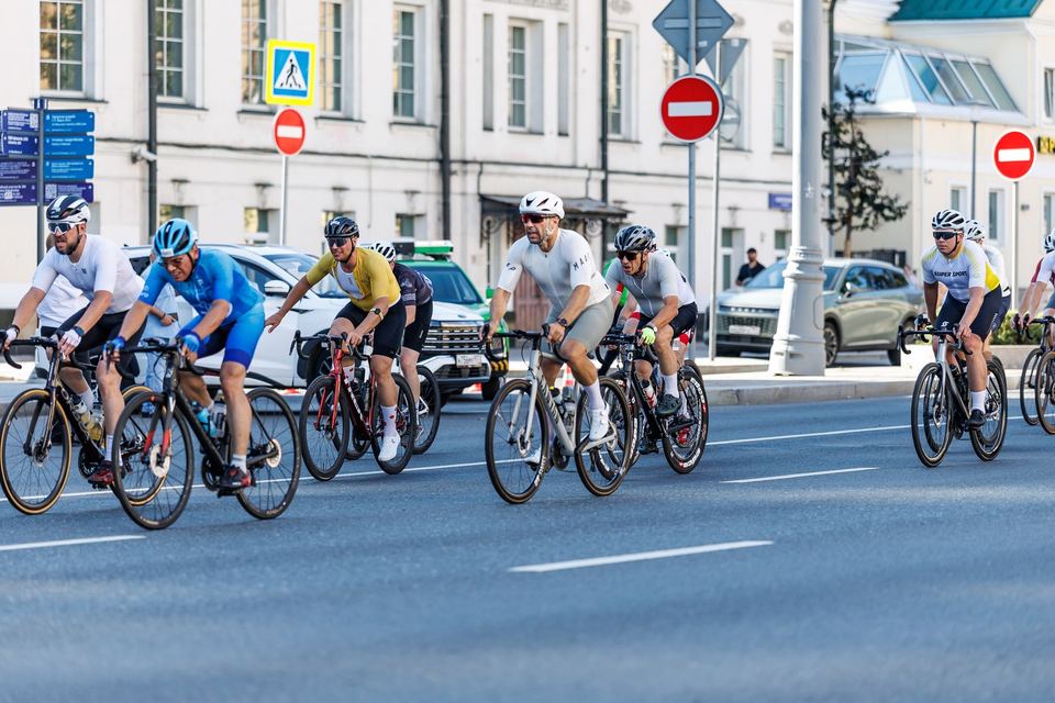 Фото f5f6d1da076c4d5192e796af8e588a28 с события Cyclingrace Вечернее Садовое