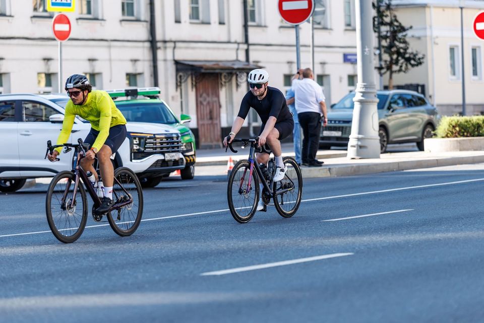 Фото f967d9ef56e44f03b7068822996def16 с события Cyclingrace Вечернее Садовое