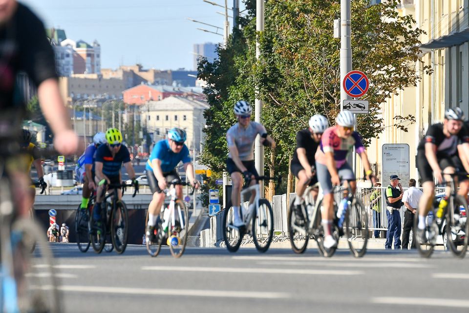 Фото d844d41bbaf445929633d8c32fa98a6b с события Cyclingrace Вечернее Садовое