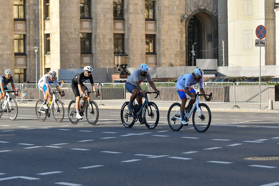 Фото a4cc8e0fd218499ba72056b8cc77da03 с события Cyclingrace Вечернее Садовое