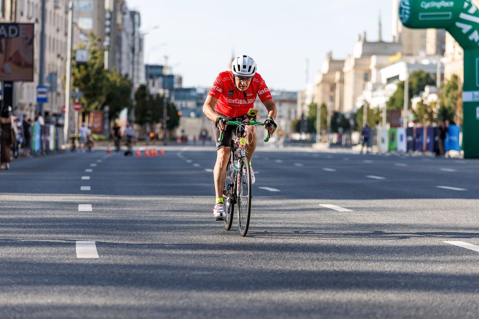 Фото 46fb22f34dda4c2ea83f3d35cfe00ef0 с события Cyclingrace Вечернее Садовое