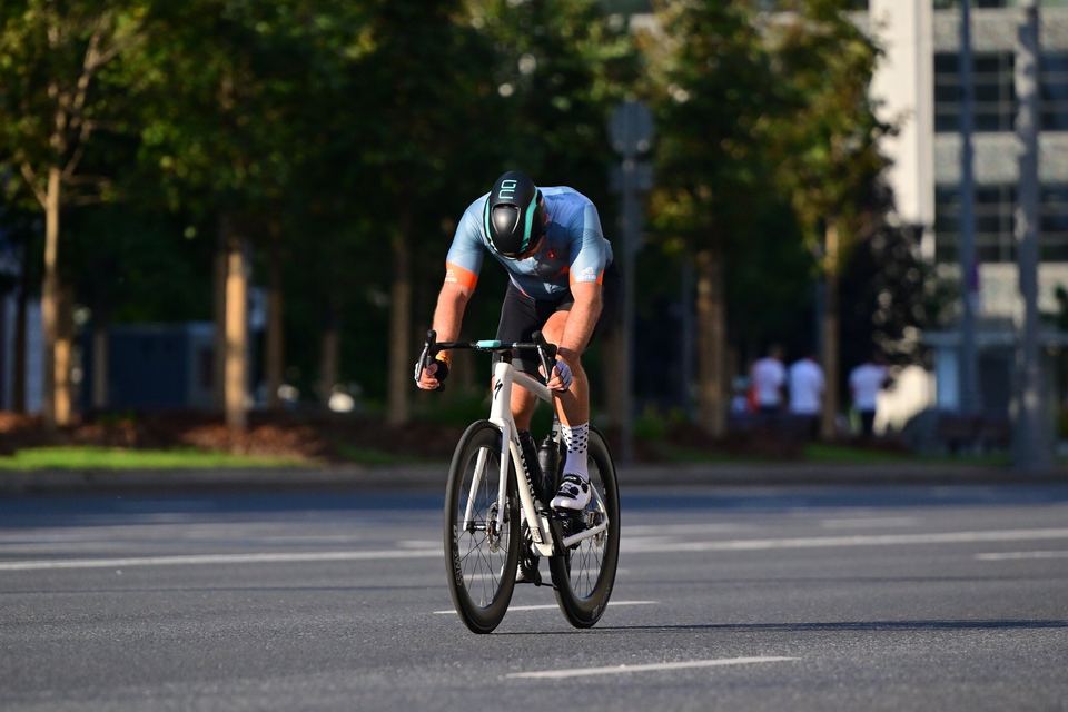 Фото 6e5ab19fef5f4f05a8c59d3e766910a6 с события Cyclingrace Вечернее Садовое
