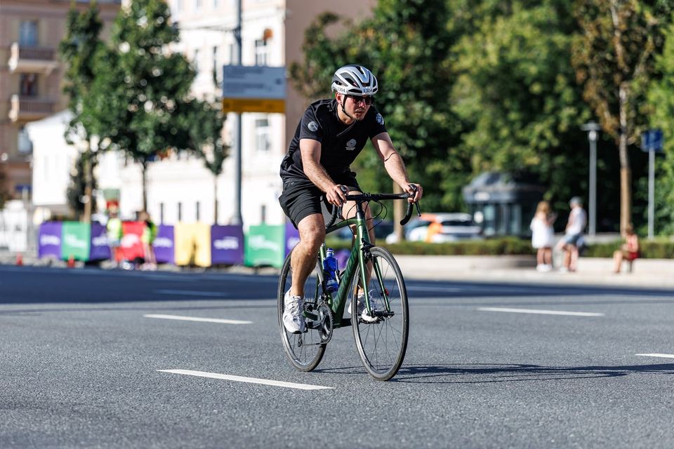 Фото 8a0cdc3c4708446c99c5c31cf0918e08 с события Cyclingrace Вечернее Садовое