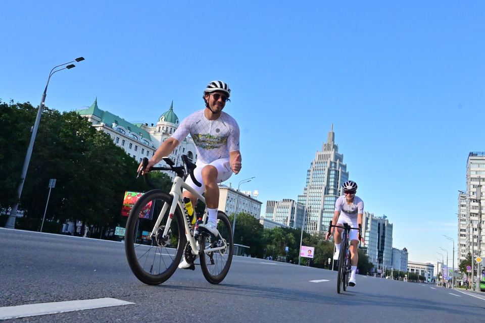 Фото f69864cc70654e6484d3b50ff456d9b6 с события Cyclingrace Вечернее Садовое