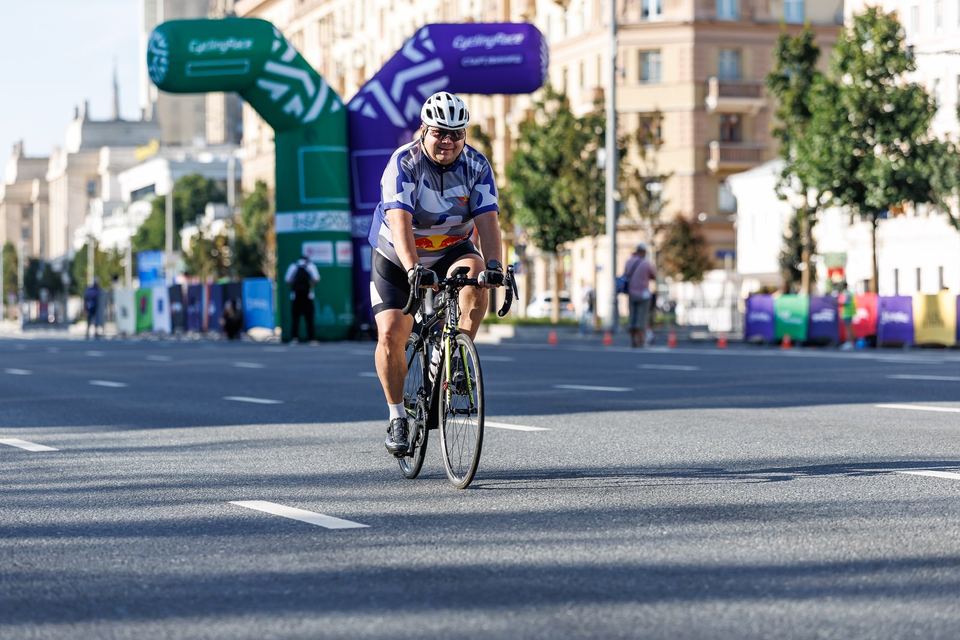 Фото 2f58d9cf341b4381b944f8c6e86800fe с события Cyclingrace Вечернее Садовое
