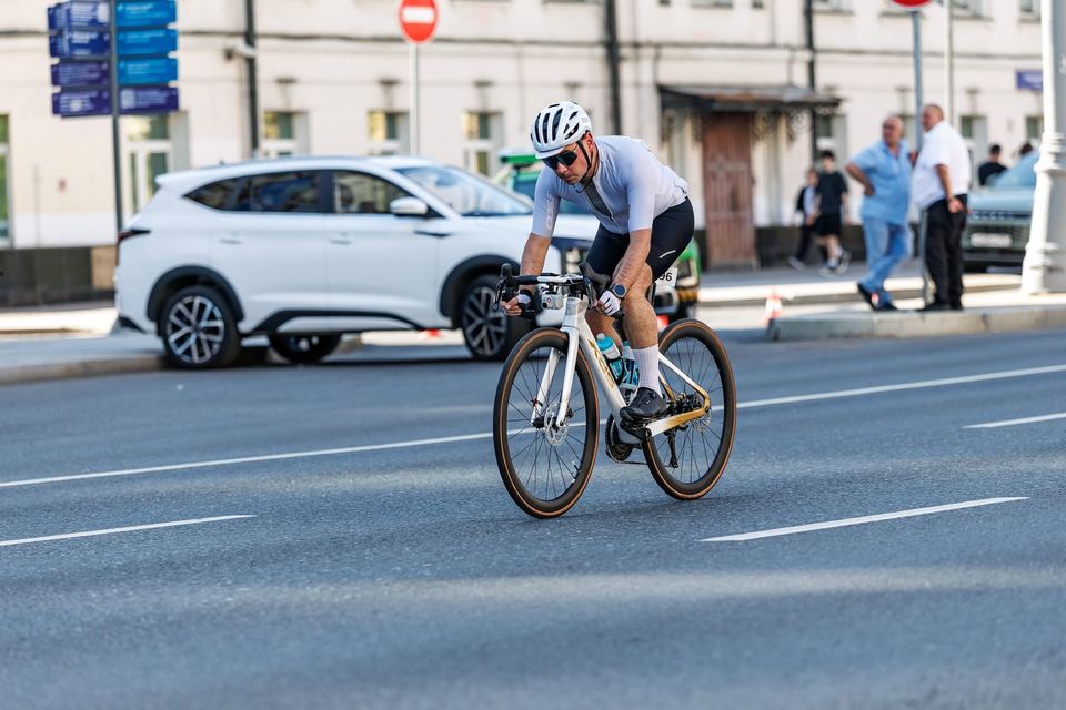 Фото 499a3d67419a4a7fb33d1edaa6eec068 с события Cyclingrace Вечернее Садовое