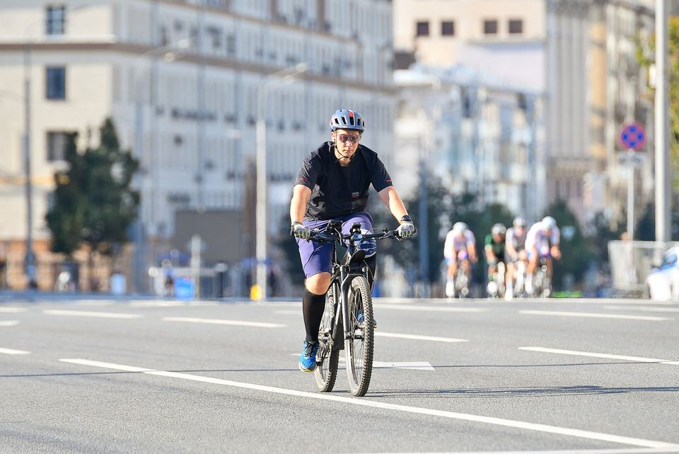 Фото 8497f671ea8c41fdbf1bb8bdd02f504f с события Cyclingrace Вечернее Садовое