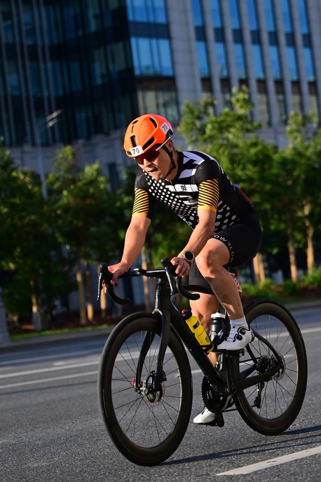 Фото 15f9a2f2e6734510b0ee3fef4a68381f с события Cyclingrace Вечернее Садовое