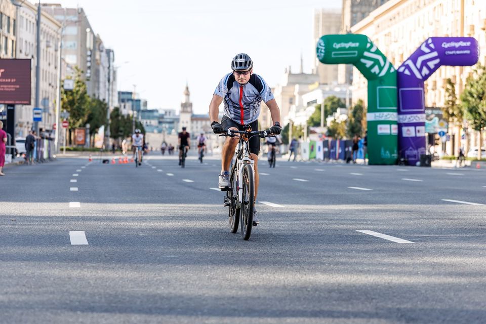 Фото 542b5f234ef7499d91b8628d827be7e9 с события Cyclingrace Вечернее Садовое