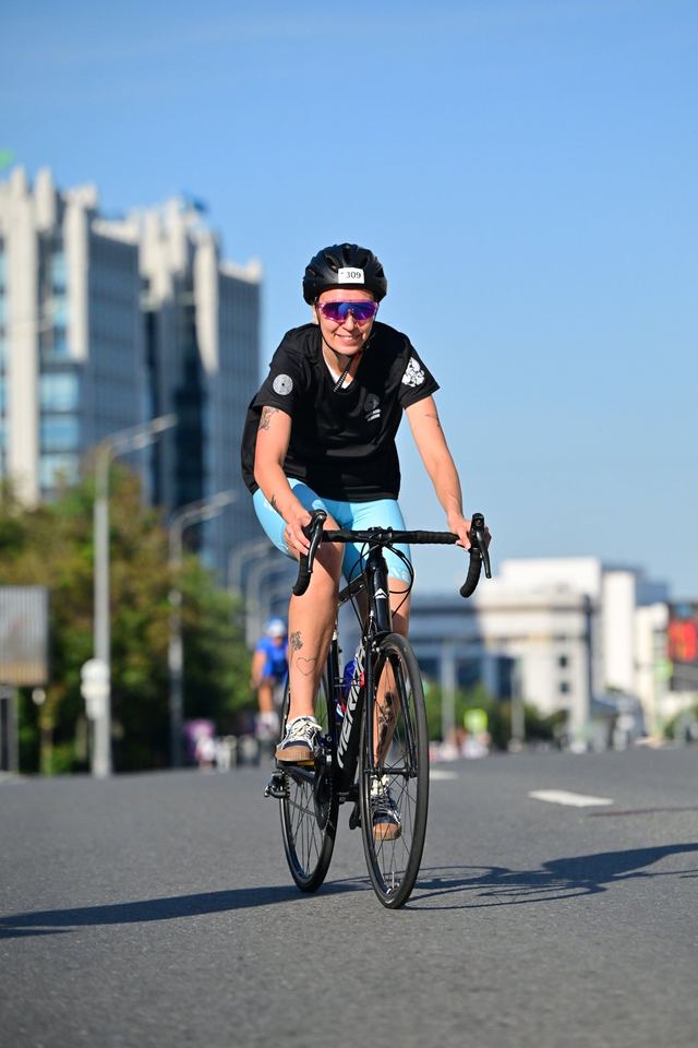 Фото 1ba31bd38a704cd19b943baee8546703 с события Cyclingrace Вечернее Садовое