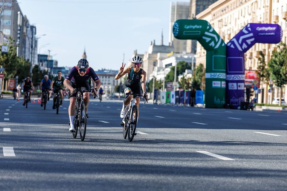 Фото ee9f09e2784b42d1a750f79de1e361e2 с события Cyclingrace Вечернее Садовое