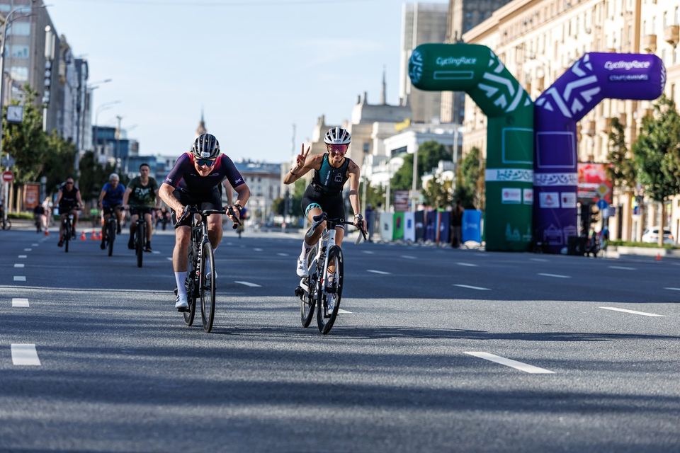 Фото f6a195ee413d4cb1b4f4c09caa2f0241 с события Cyclingrace Вечернее Садовое