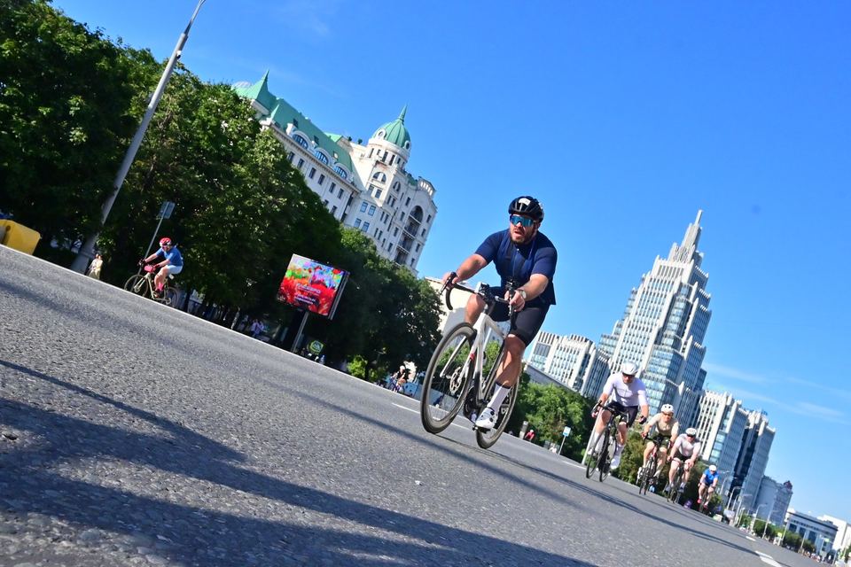 Фото 2c9dde3a96bd42608212ada63af026a7 с события Cyclingrace Вечернее Садовое