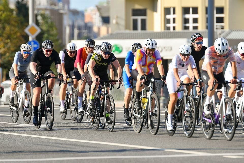 Фото 006a26d7cd264c20ae8b852ee1b6a49a с события Cyclingrace Вечернее Садовое