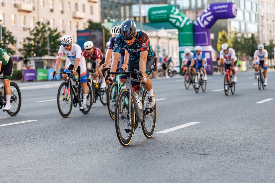 Фото 182f3e13612244e1ab338ddea5a2d97e с события Cyclingrace Вечернее Садовое