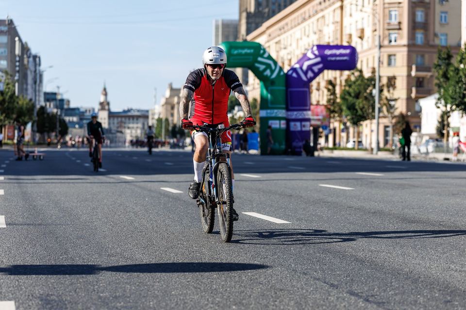 Фото 2ce8340acbe545f1a79a39b80c891b8c с события Cyclingrace Вечернее Садовое