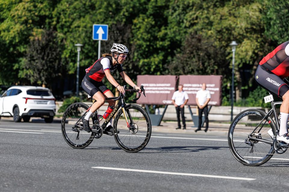 Фото f7cd7d6b62e349058869a6bdbd2f089c с события Cyclingrace Вечернее Садовое