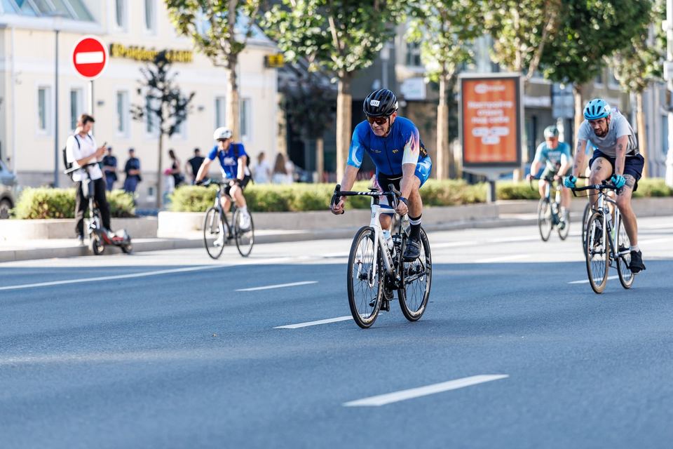 Фото 84d2c35cce884fb7ac2bb8ba5a1e34a0 с события Cyclingrace Вечернее Садовое