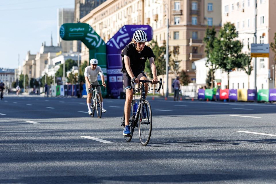 Фото a2c1fae86d484b479d06bb135f70ce55 с события Cyclingrace Вечернее Садовое