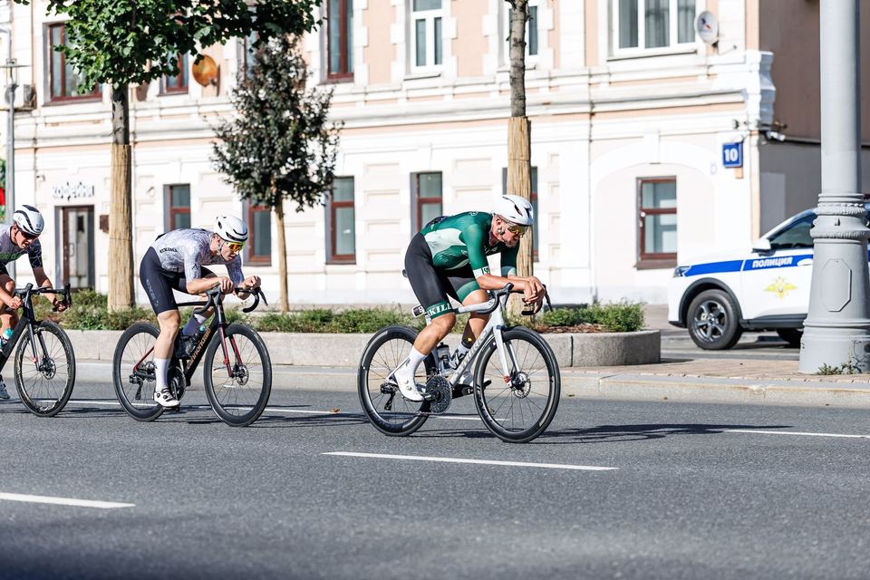 Фото a28775d154cd4168922f06f9691ef214 с события Cyclingrace Вечернее Садовое