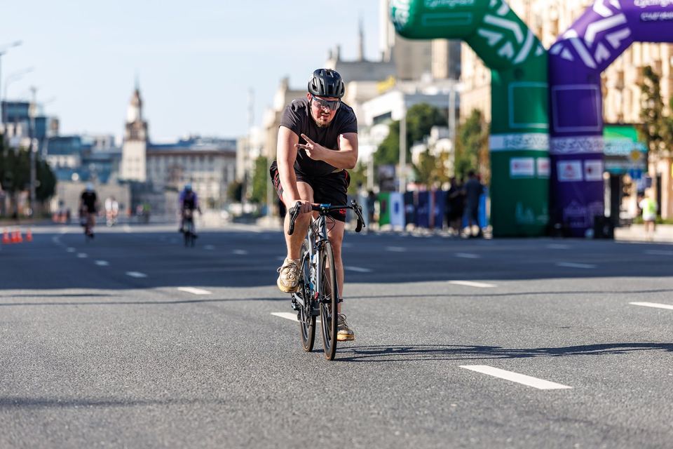 Фото 21acd2f1bb884bdbb3e24d7035b01503 с события Cyclingrace Вечернее Садовое