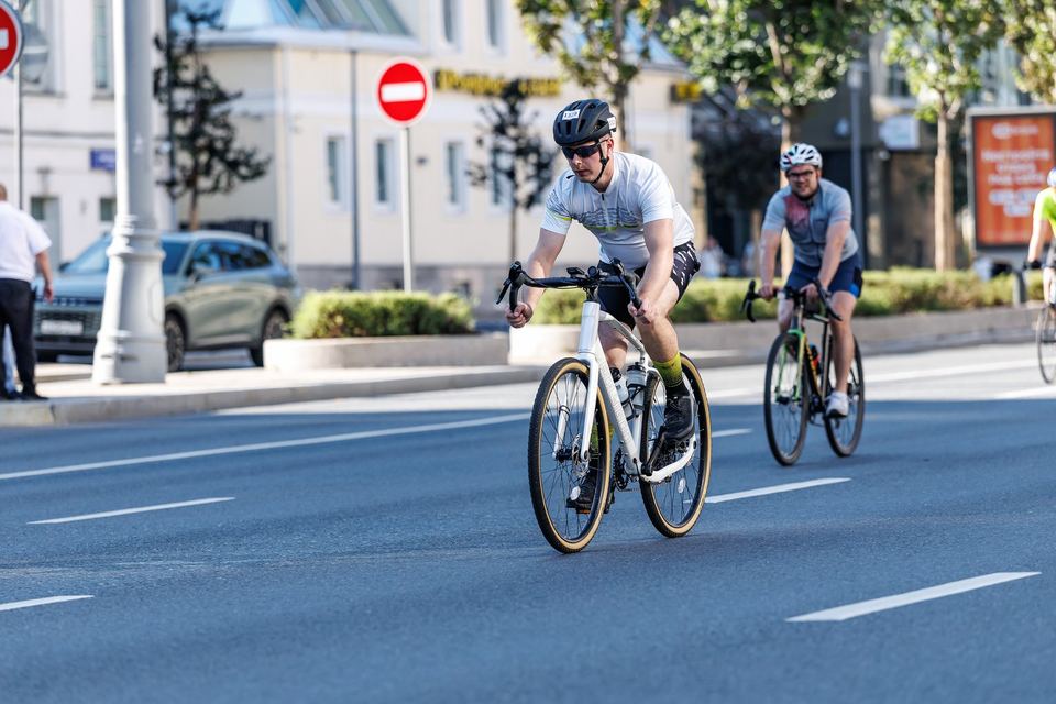 Фото 0fd20eff6a2849cdb63beff2982789e8 с события Cyclingrace Вечернее Садовое