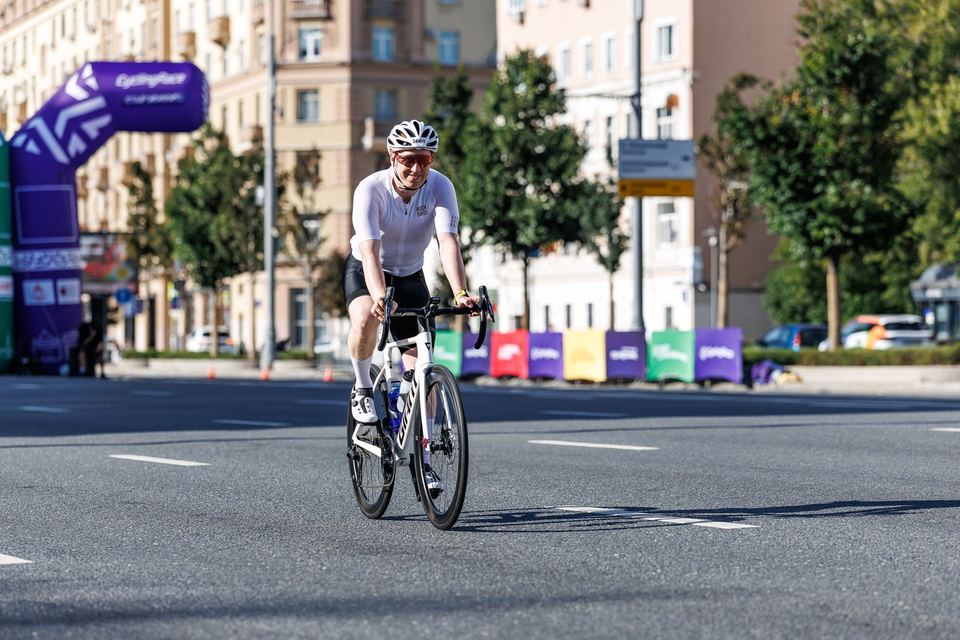 Фото 7e15094796b944acaea3755e8f1c8bd0 с события Cyclingrace Вечернее Садовое