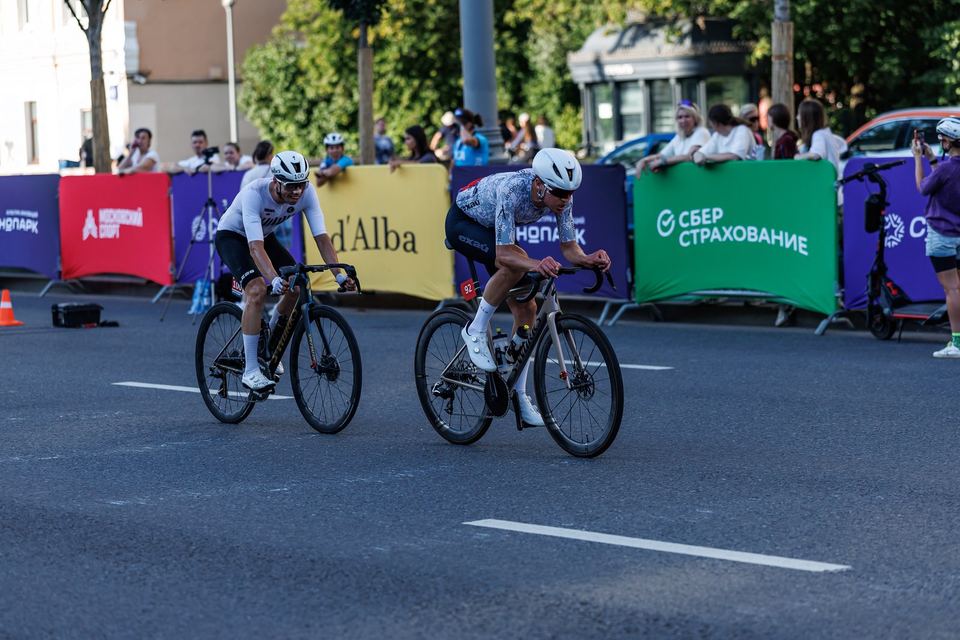 Фото 86c90ac44b09498ba41f1a08b53e9700 с события Cyclingrace Вечернее Садовое