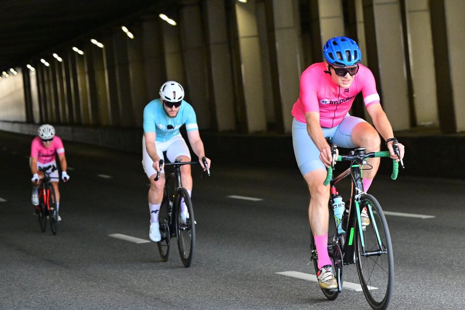 Фото 53e8b8ad54b04195af769d27e760e533 с события Cyclingrace Вечернее Садовое