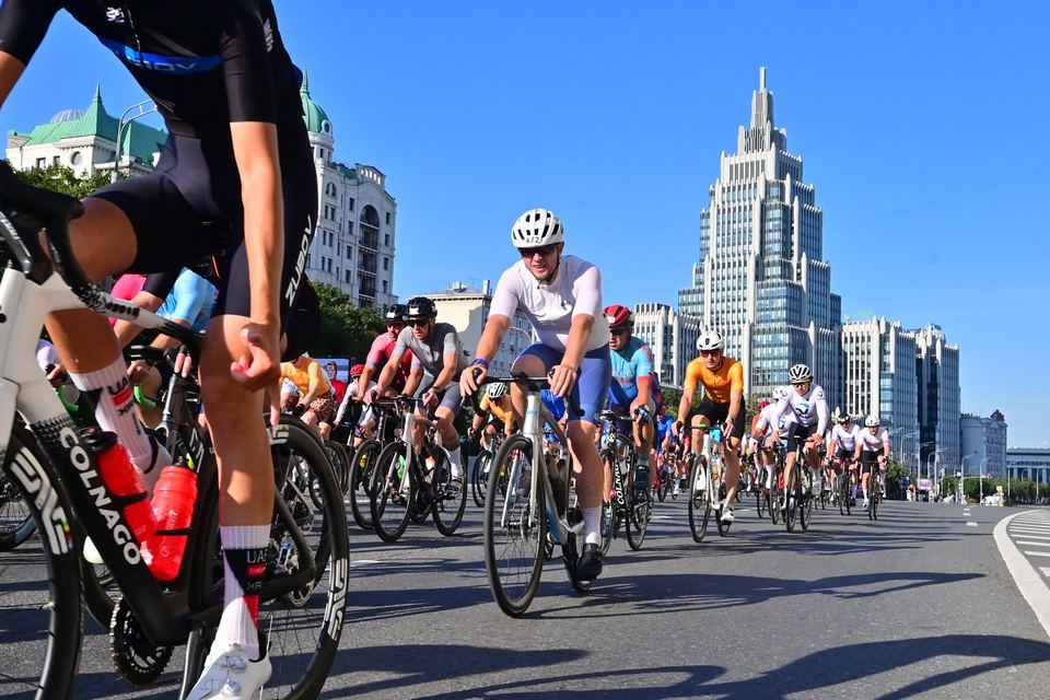 Фото 79f9448ab4a94261ab51aed5eb6f20f0 с события Cyclingrace Вечернее Садовое