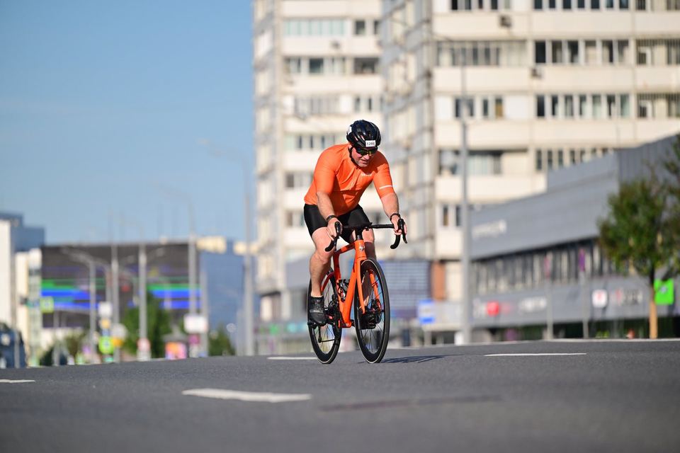 Фото e9f304a26abb4df381234b43991e38f4 с события Cyclingrace Вечернее Садовое