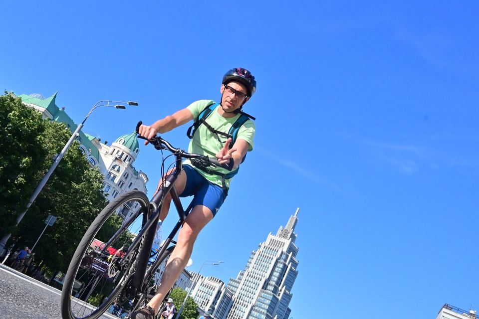 Фото f5ec9e7b32af41839db022508228d4ff с события Cyclingrace Вечернее Садовое