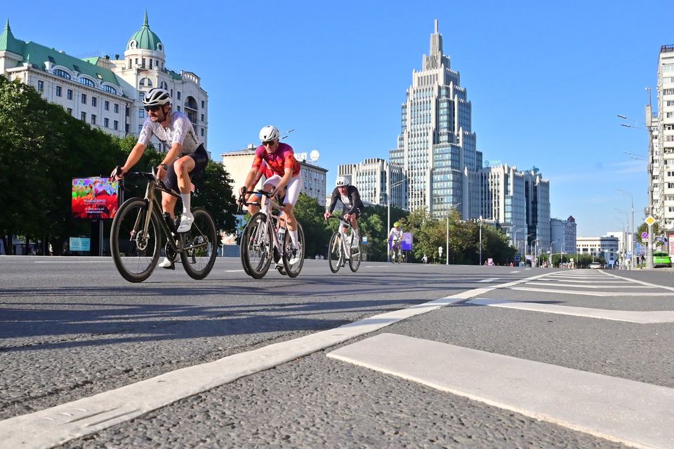 Фото ae577be1cf8442499b4223ce041169d9 с события Cyclingrace Вечернее Садовое