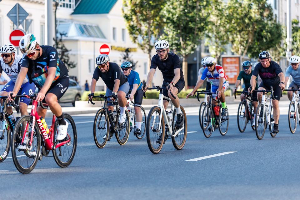 Фото 6ee4d2fabeaa473ba87b3a2a3340e0b1 с события Cyclingrace Вечернее Садовое