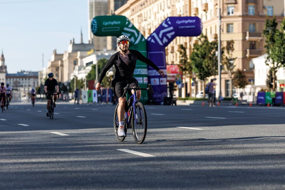 Фото 0a847f2cf8084c68b69770ff90908c45 с события Cyclingrace Вечернее Садовое