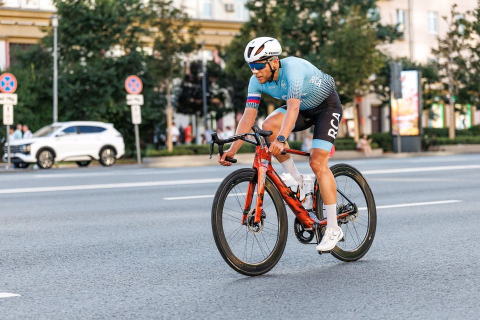 Фото d336053cc24a48b98ab573897a9c0778 с события Cyclingrace Вечернее Садовое